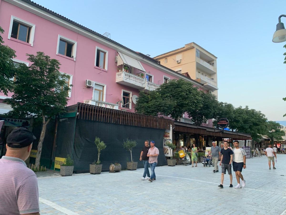 Apartement City Center Μπεράτ Εξωτερικό φωτογραφία